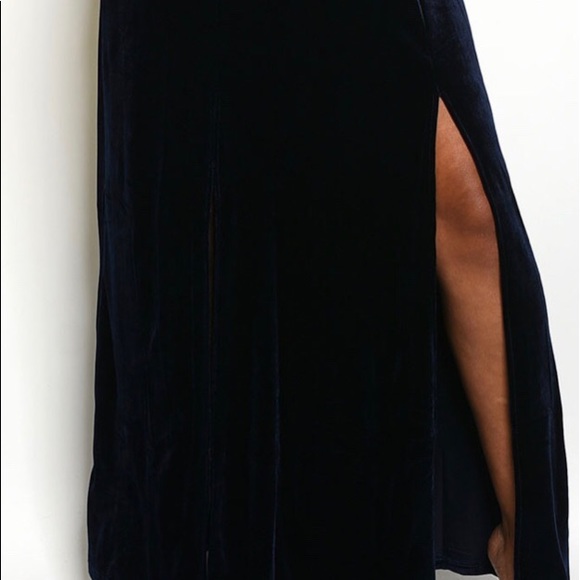 ❌DONATED❌Navy Blue Crushed Velour Cross Strappy Open Back Lined Maxi Dress - Picture 4 of 15